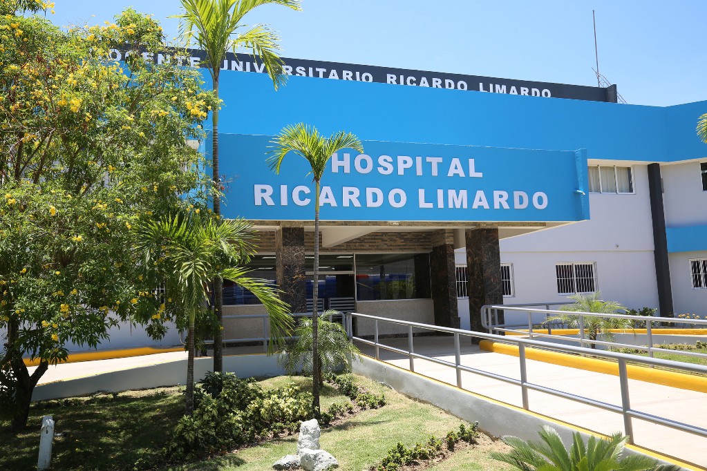 Read more about the article Hospital Ricardo Limardo aplica con éxito por primera vez medicamento Reteplase en infarto agudo al miocardio