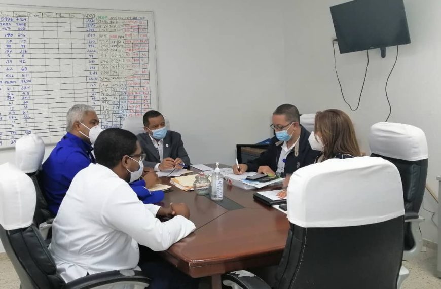 El Hospital Provincial Ricardo Limardo recibi&oacute; la visita del Servicio Nacional de Salud ( SNS)