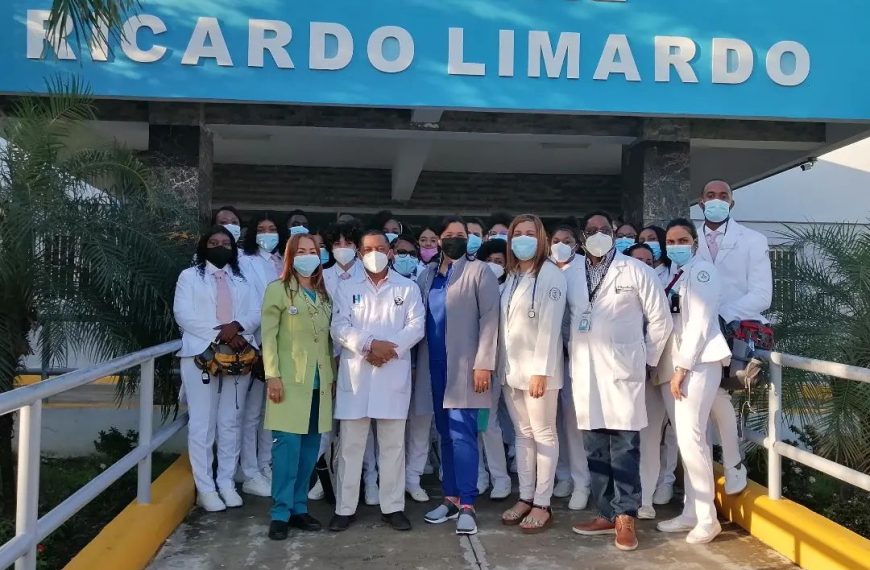 El Hospital Ricardo Limardo recibe nuevos estudiantes de Medicina Interna.