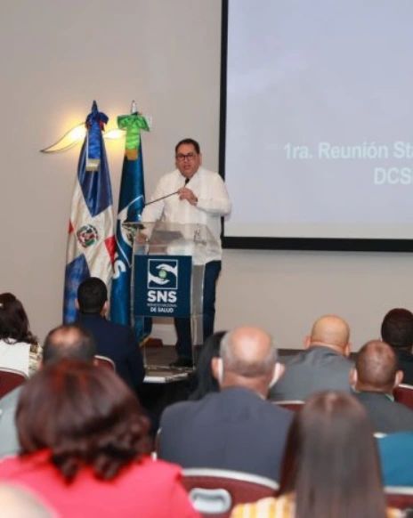 Read more about the article Servicio Nacional de Salud reúne  directores y administradores de hospitales del país.