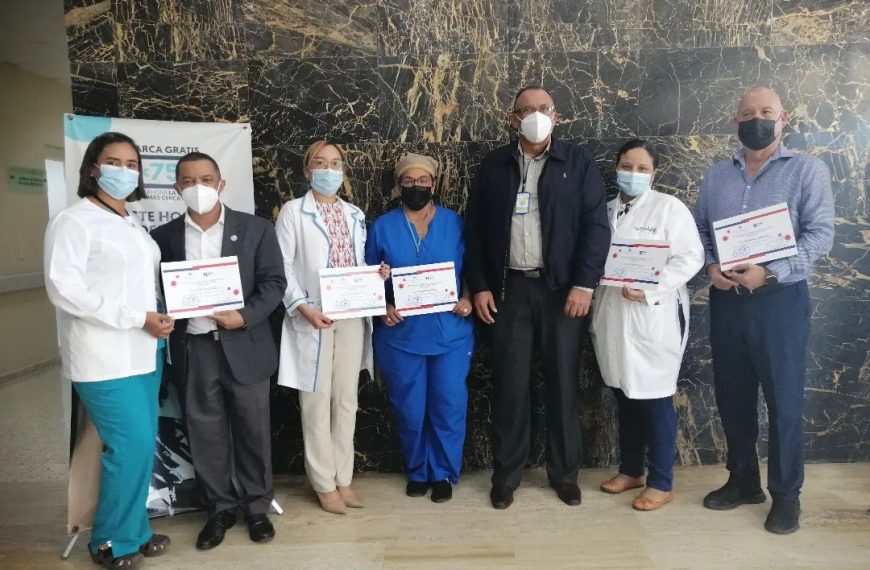 Ministerio de Salud P&uacute;blica M&eacute;dicos del Hospital Provincial Ricardo Limardo.
