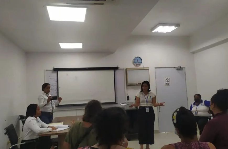El departamento de Atenci&oacute;n al Usuario del Hospital Provincial Ricardo Limardo dej&oacute; iniciado la &acute;&acute;Implementaci&oacute;n de Grupos Focales.