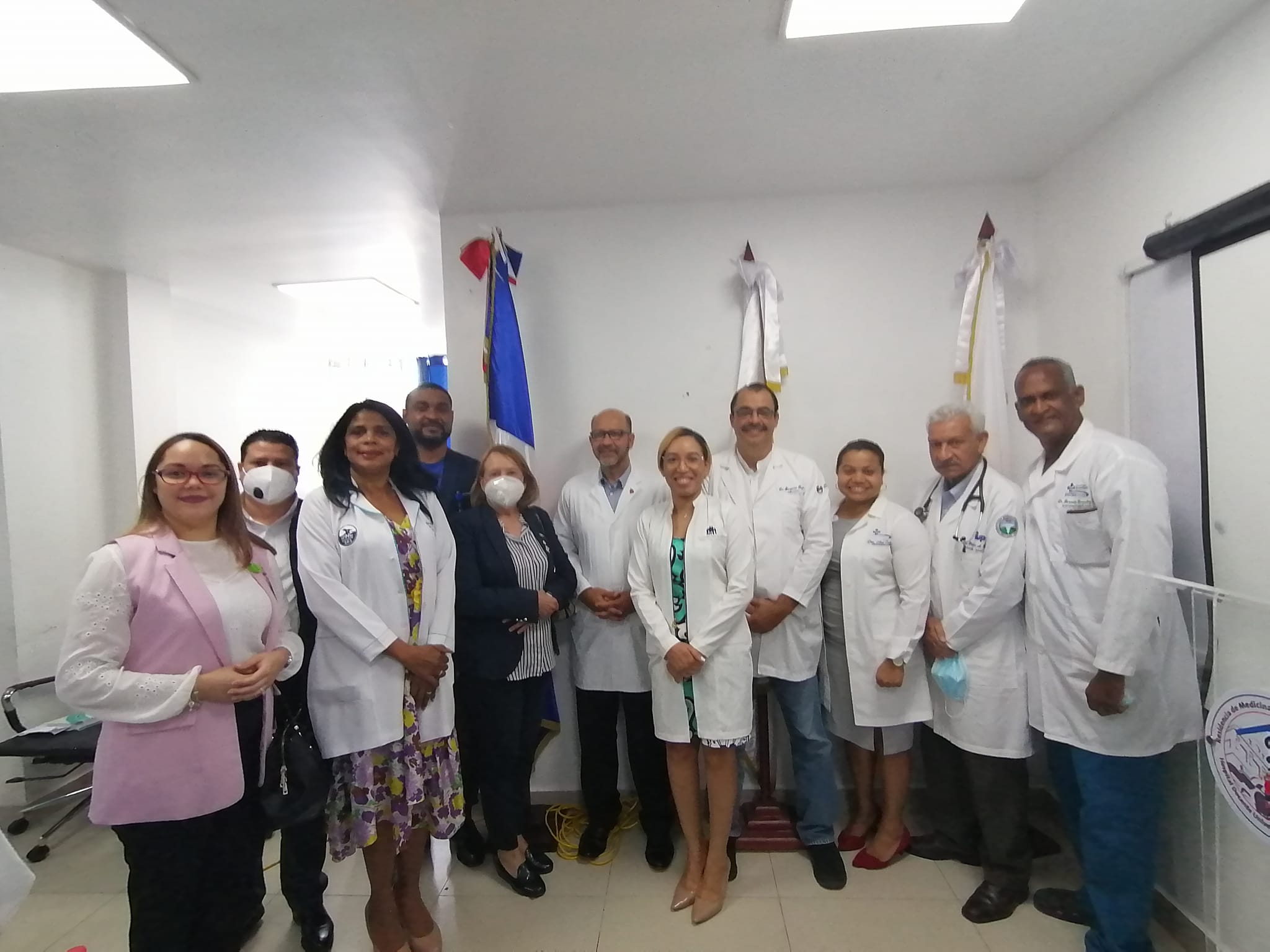 Read more about the article La Residencia de Medicina Familiar y Comunitaria del Hospital Ricardo Limardo, presenta el Análisis de Situación de Salud (ASIS)