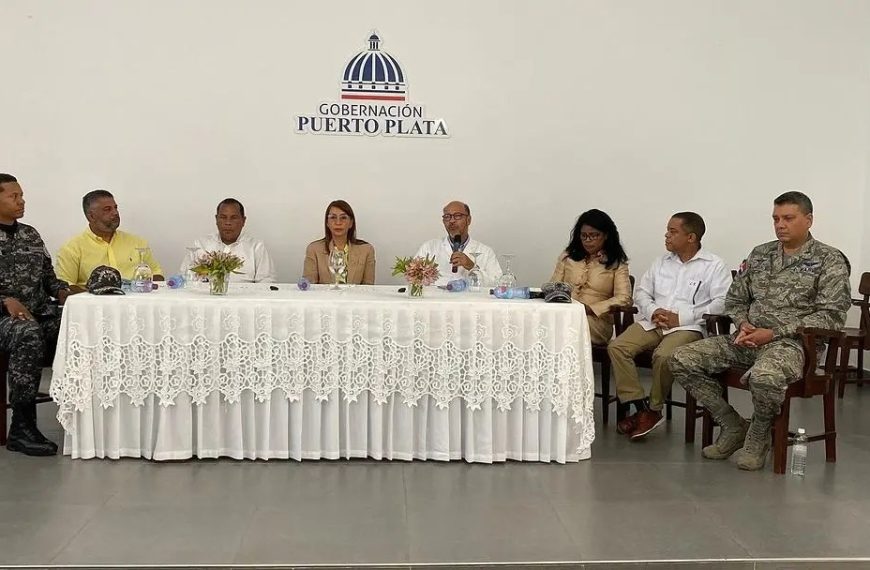 El Hospital Ricardo Limardo participa de Mesa de Trabajo Jornada de Acci&oacute;n contra el Dengue.