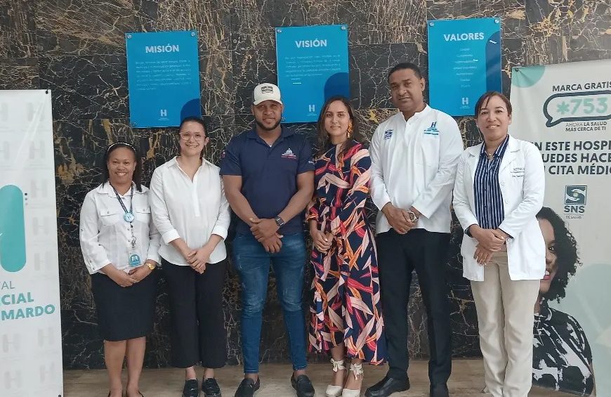 Hospital Ricardo Limardo recibe el taller sobre el uso racional del agua por Medio Ambiente.