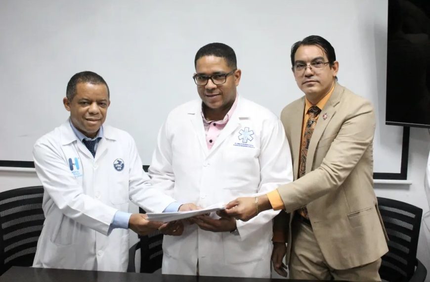 Norcentral posiciona al nuevo director del Hospital Ricardo Limardo .
