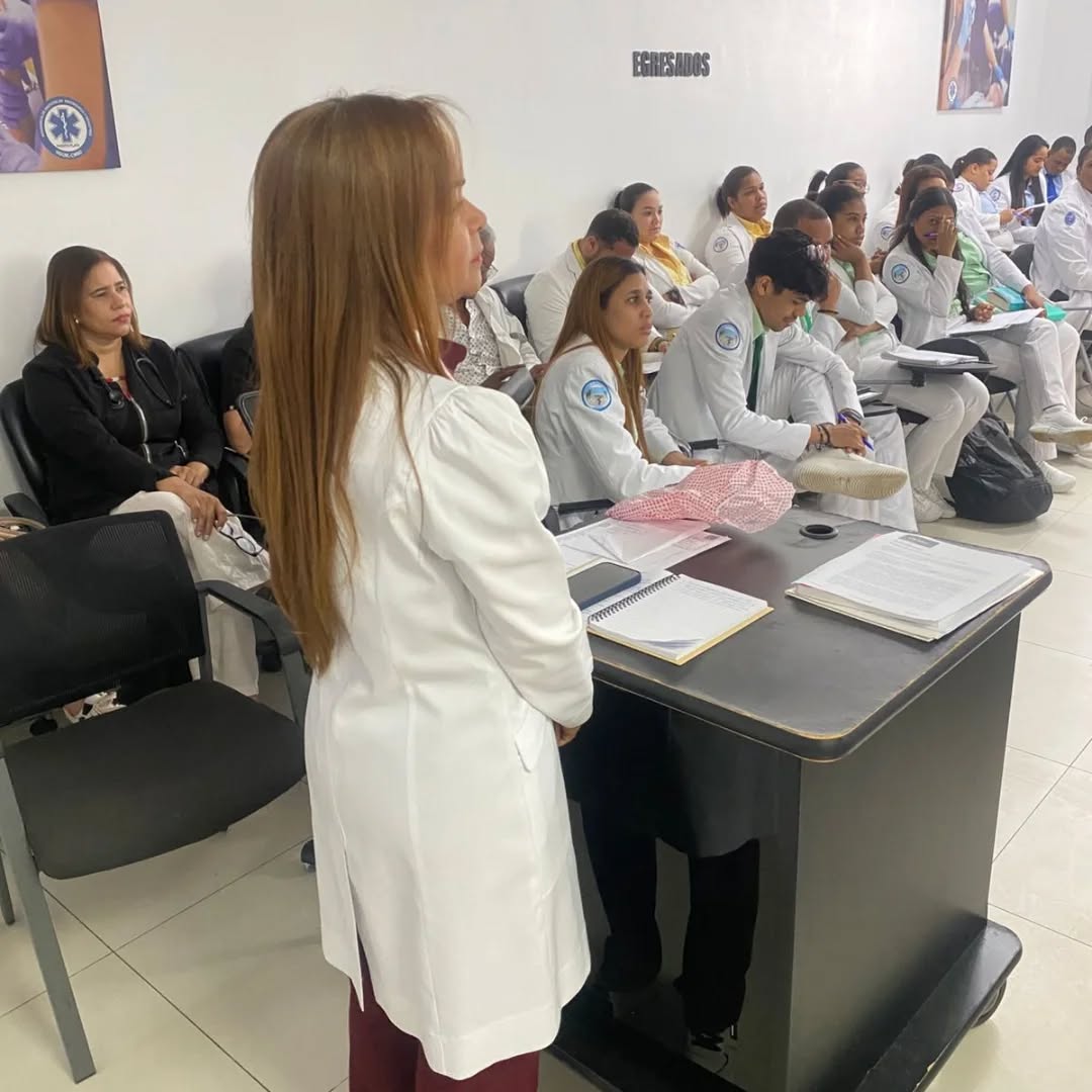 Read more about the article La escuela de enseñanza realizó taller titulado “Hierro y  Algo Más”