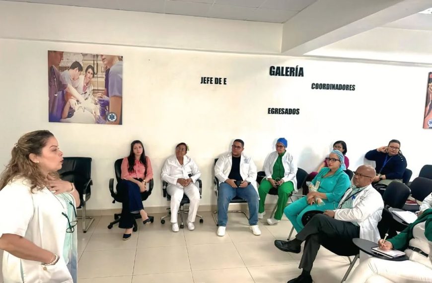 Hospital Ricardo Limardo realiza capacitaci&oacute;n sobre Comunicaci&oacute;n Efectiva y Asertiva.