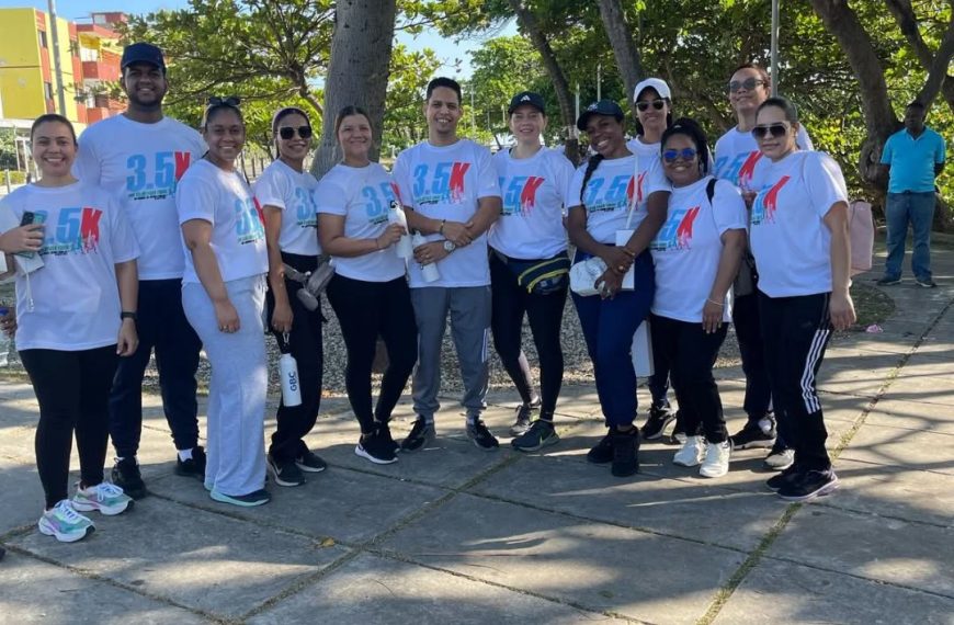 Hospital Ricardo Limardo realiza caminata de 3.5k
