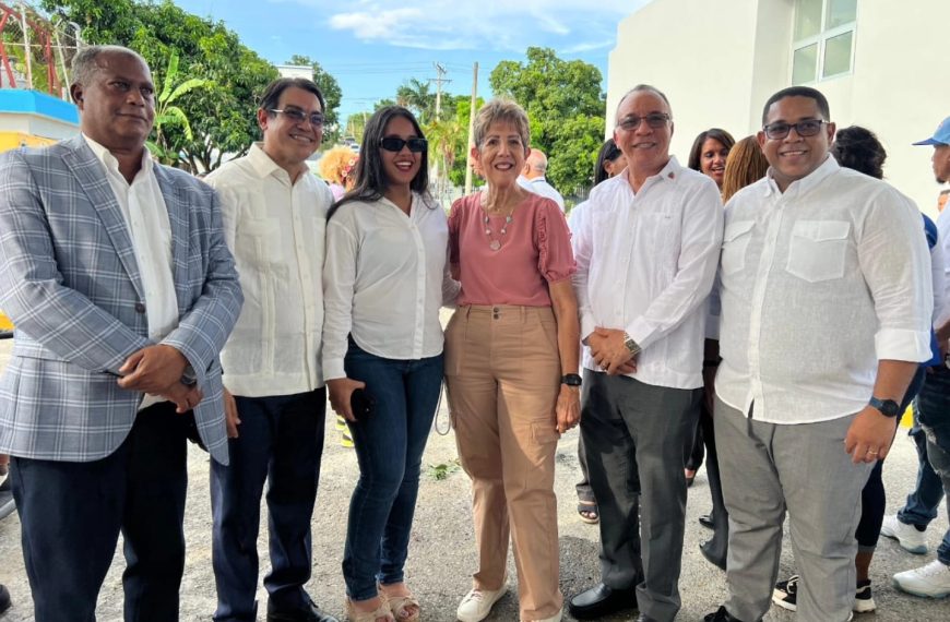 HPRL participa en inauguraci&oacute;n de Unidad de Pie Diab&eacute;tico en Imbert