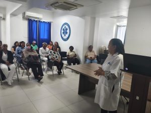 Read more about the article Hospital Ricardo Limardo realiza taller sobre manejo de conflictos