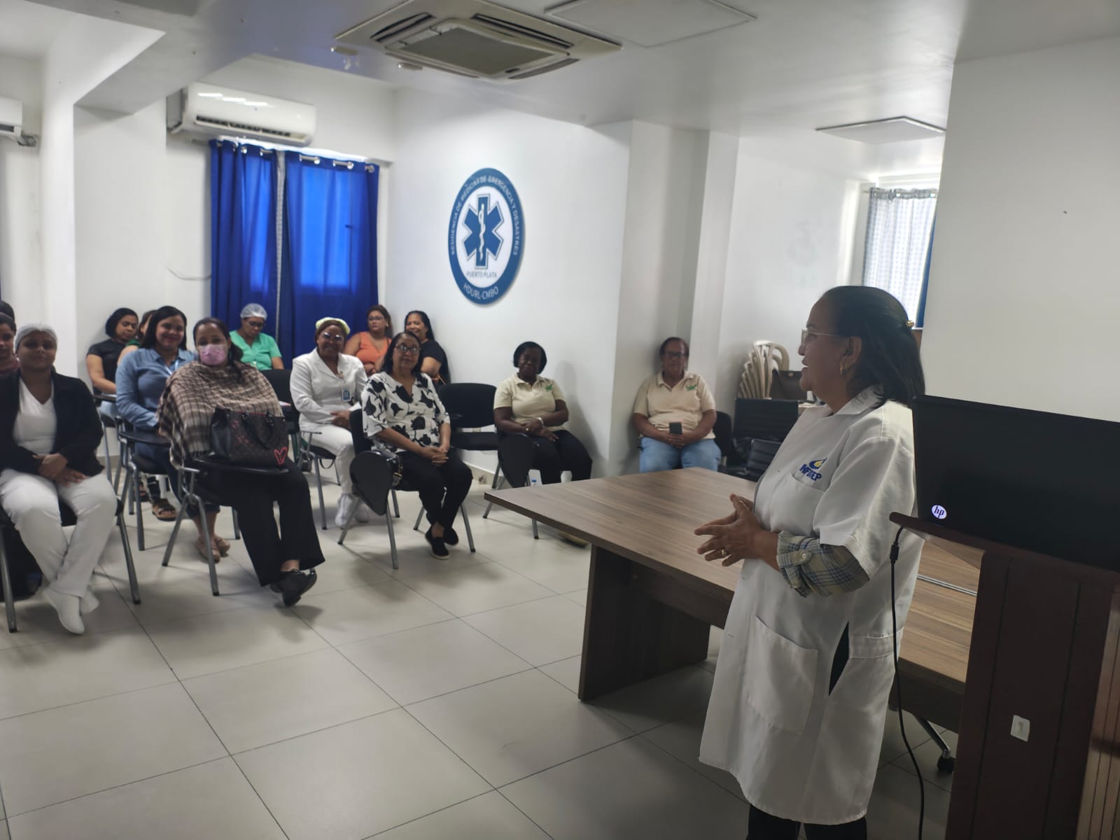 You are currently viewing Hospital Ricardo Limardo realiza taller sobre manejo de conflictos