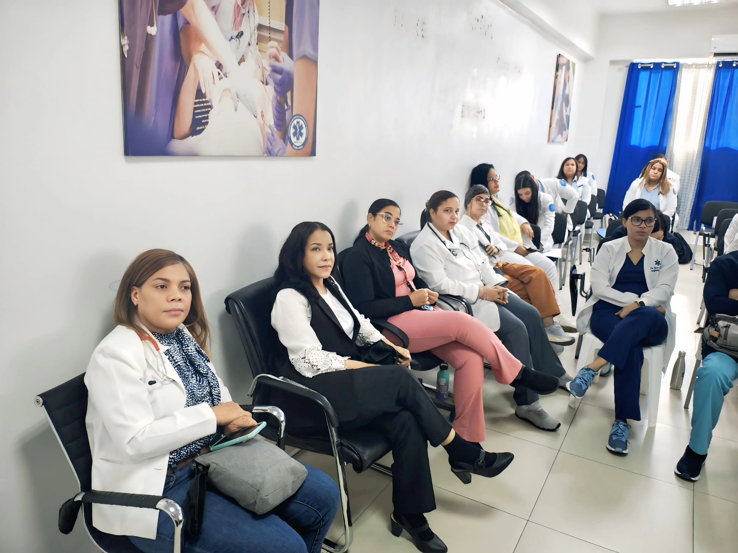 You are currently viewing Hospital Ricardo Limardo culmina jornada académica sobre shock hipovolémico