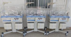 Read more about the article Hospital Ricardo Limardo fortalece su unidad neonatal con adquisición de nuevas incubadoras