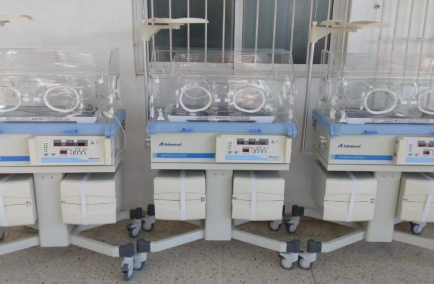 Hospital Ricardo Limardo fortalece su unidad neonatal con adquisici&oacute;n de nuevas incubadoras