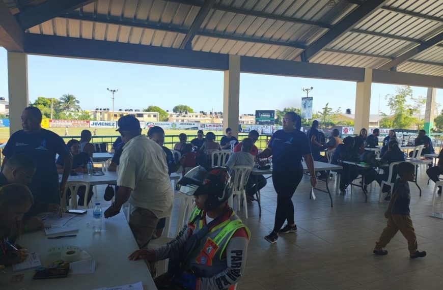 Hospital Ricardo Limardo lanza exitoso proyecto, &laquo;El Hospital en tu Comunidad&raquo;, ofreciendo atenci&oacute;n especializada a cerca de 200 pacientes y promoviendo la actividad f&iacute;sica
