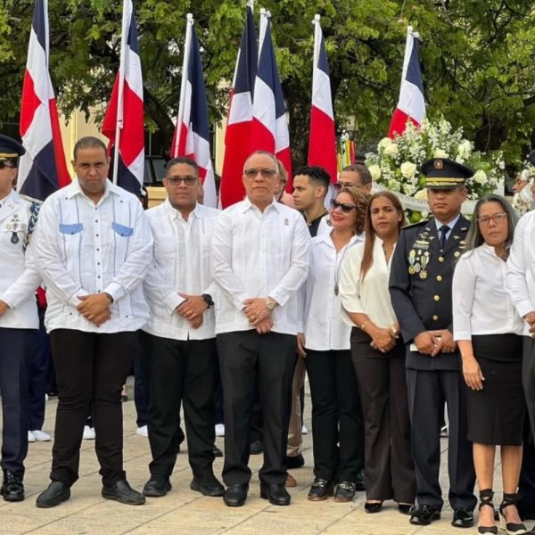 Participaci&oacute;n del Hospital Ricardo Limardo en acto solemne Natalicio Juan Pablo Duarte